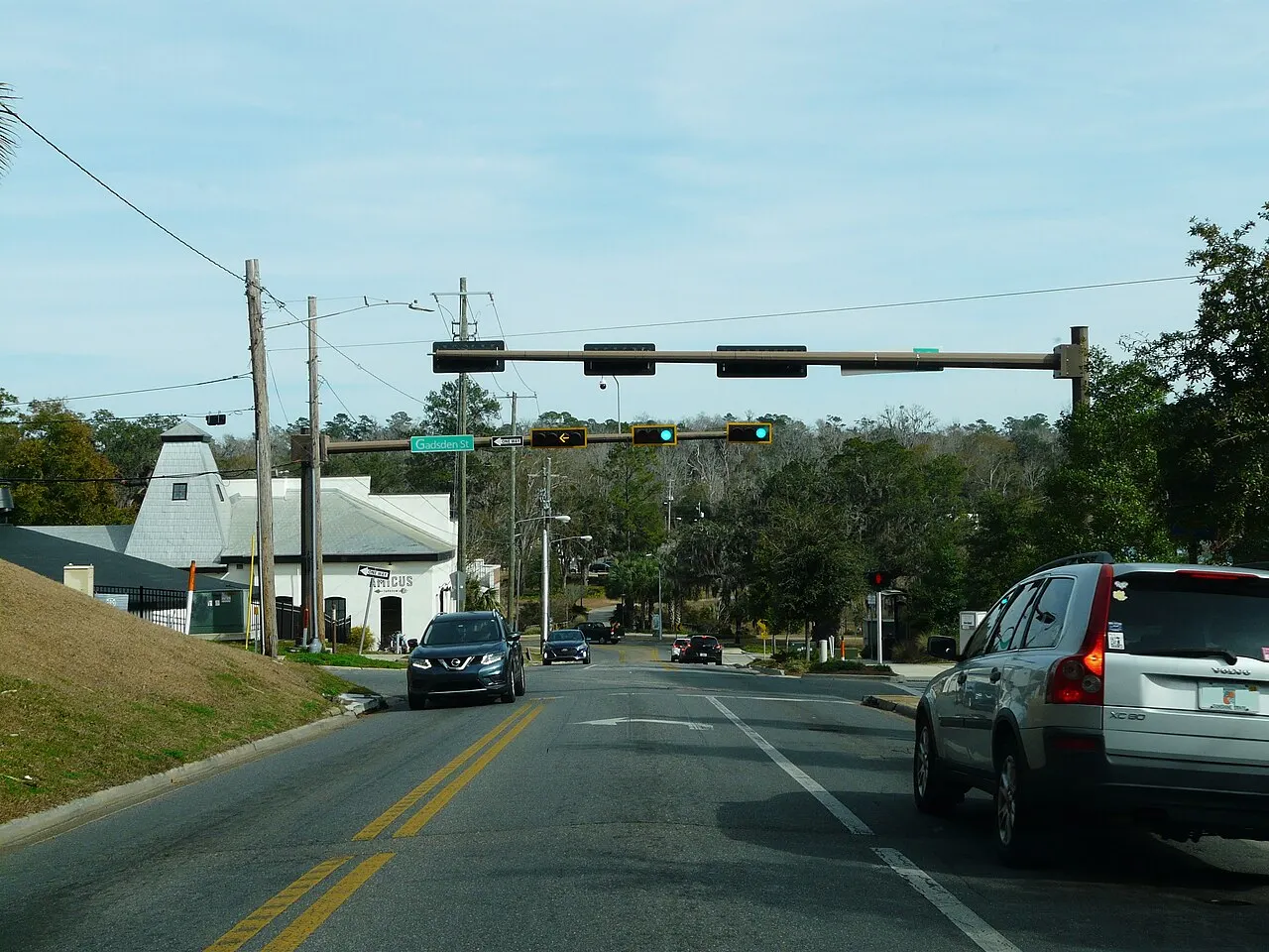 Traffic signal and street name signs at Gaines Street and Gadsden Street in downtown Tallahassee, Florida