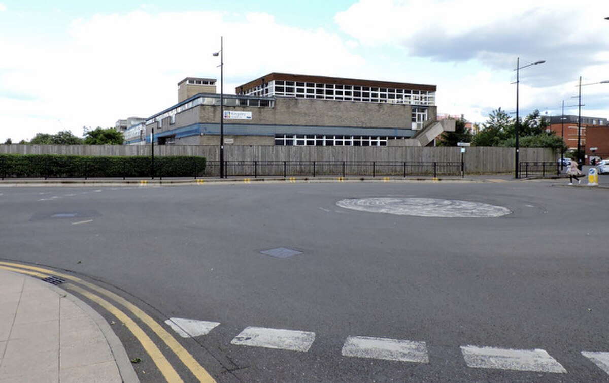 A UK mini roundabout with the painted central island